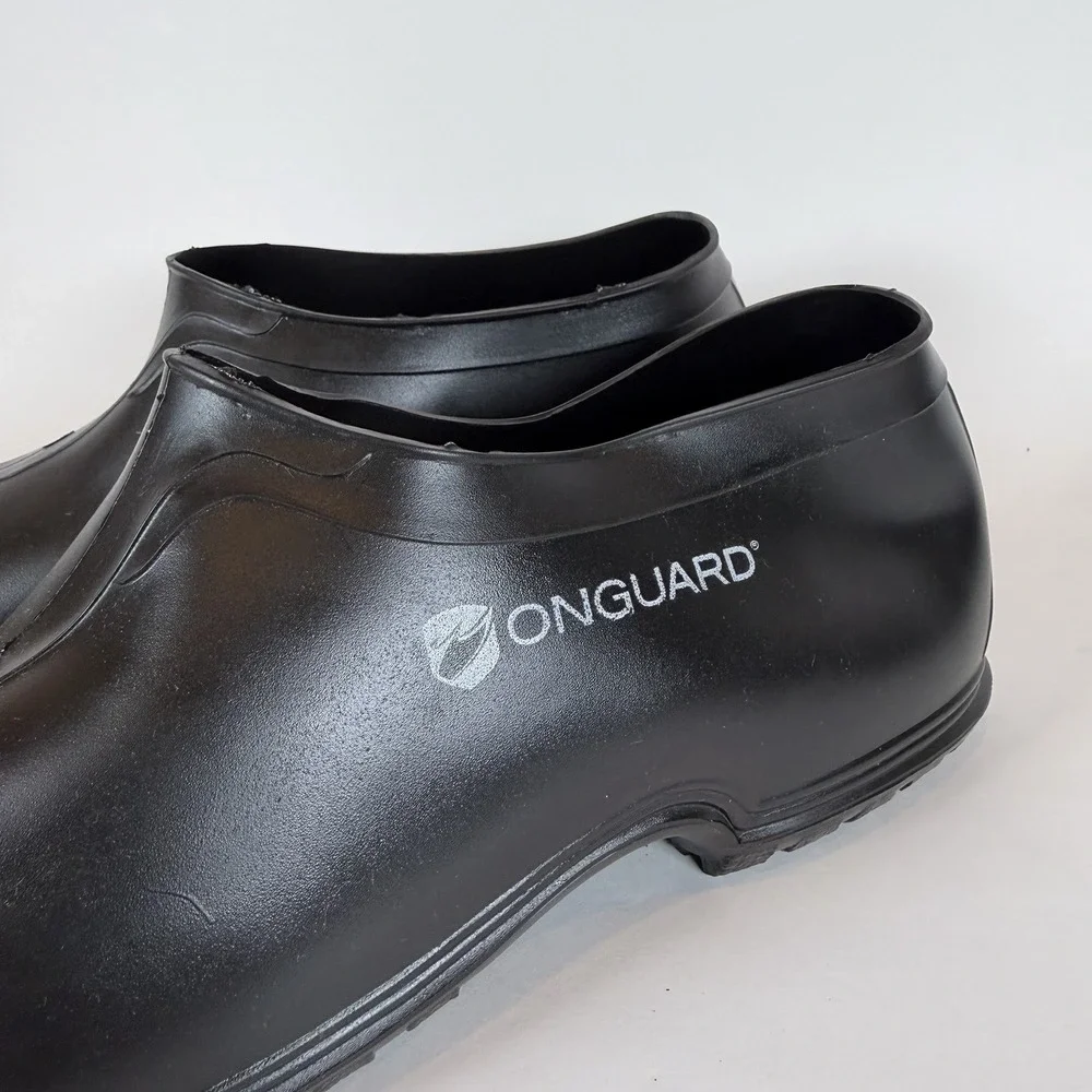 Onguard 86010 Black 4 inch Waterproof PVC Overshoe Cleated Sole Mens Medium NEW